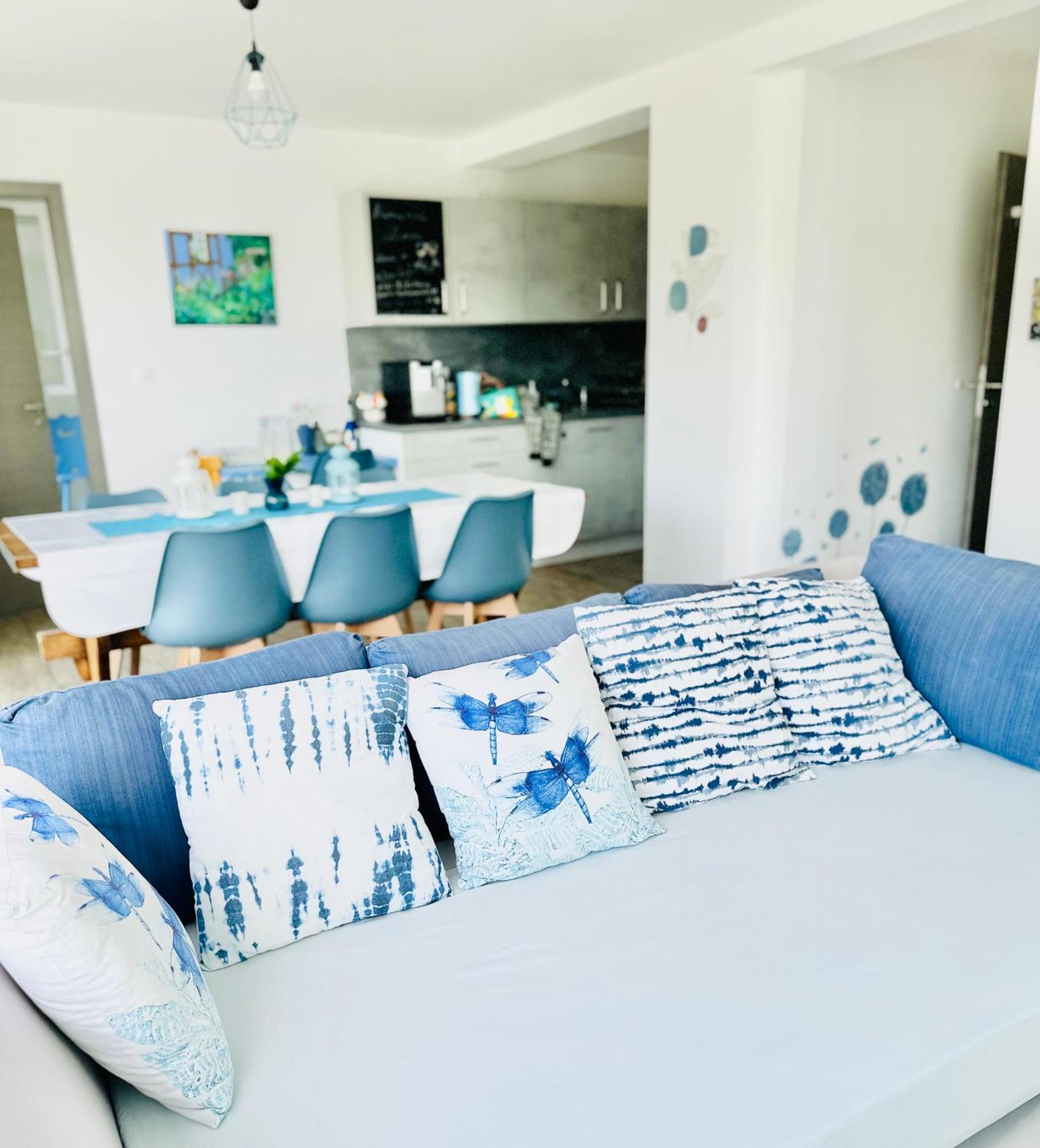 شقة Janea Big Blue House Reichsfeld المظهر الخارجي الصورة